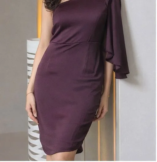 Plum one-shoulder knee-length dress